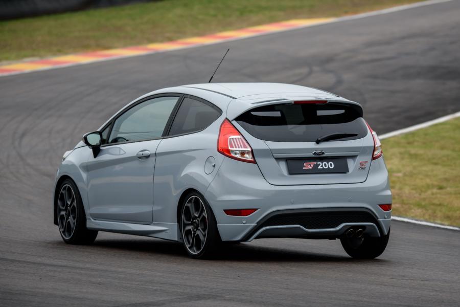  Ford Fiesta ST200 2017 года  (ZA) (фото 21 из 40)
